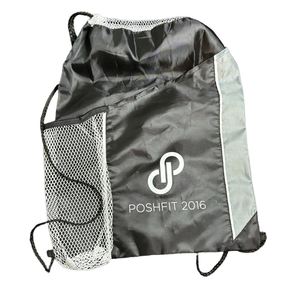 Poshfit 2016 backpack! 🎒 new! Straight from poshmark HQ 🖤🤍